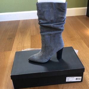 Tahari Alanna heeled boots - size 10, NWB